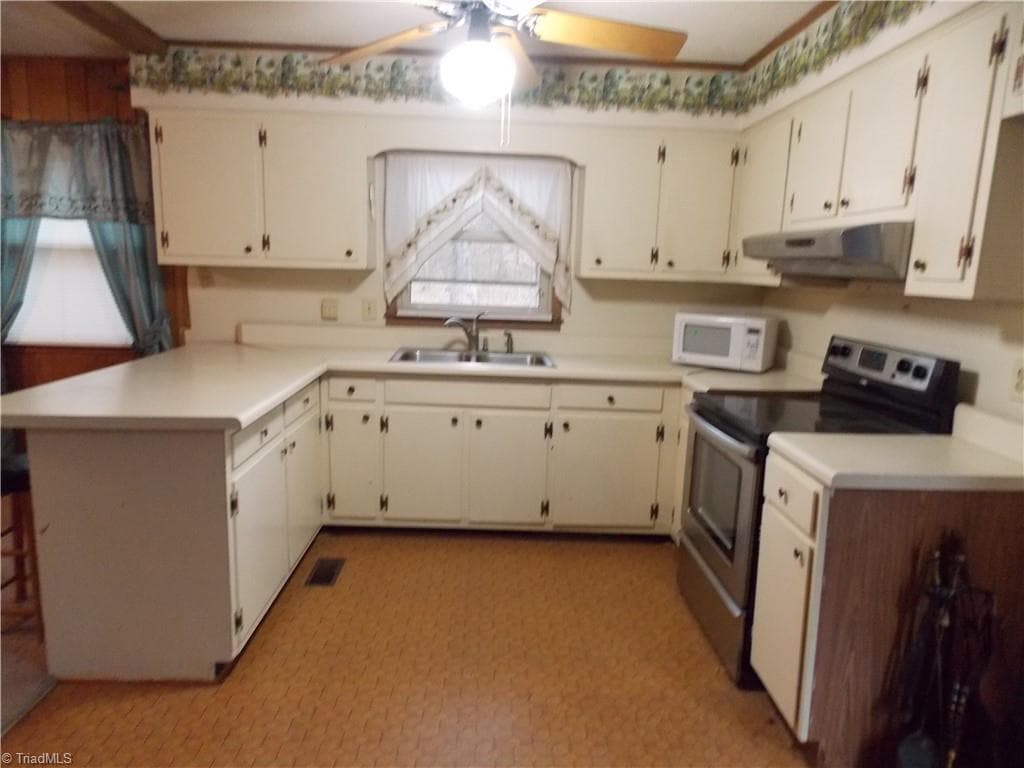 Stick/Site Built at 1004 Hillcroft Road, Browns Summit NC 27214, photo 22 of 29