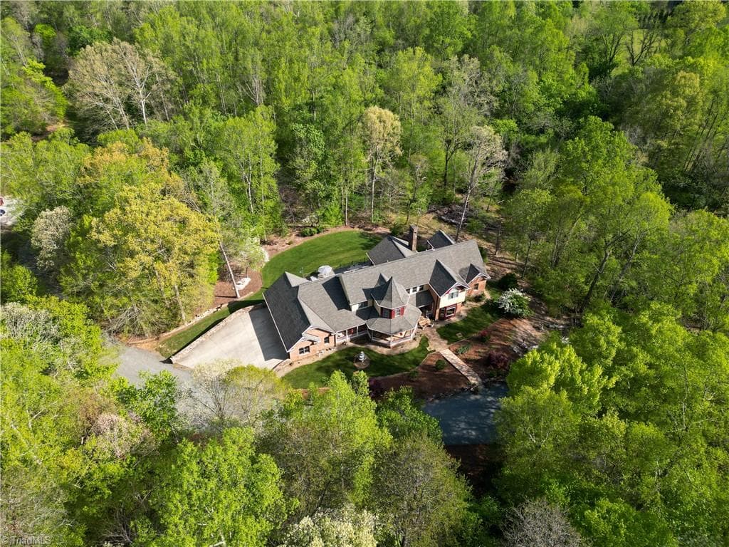 1280 River Bluff Trail, Tobaccoville NC 27050