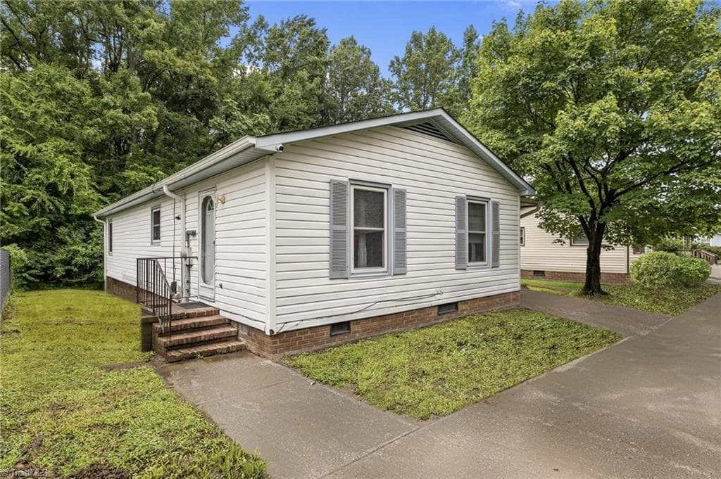 2036 Willow Road, Greensboro NC 27406