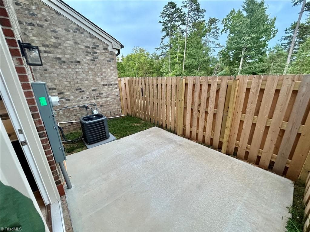 Stick/Site Built at 4714 Willowstone Drive, High Point NC 27265, photo 17 of 36