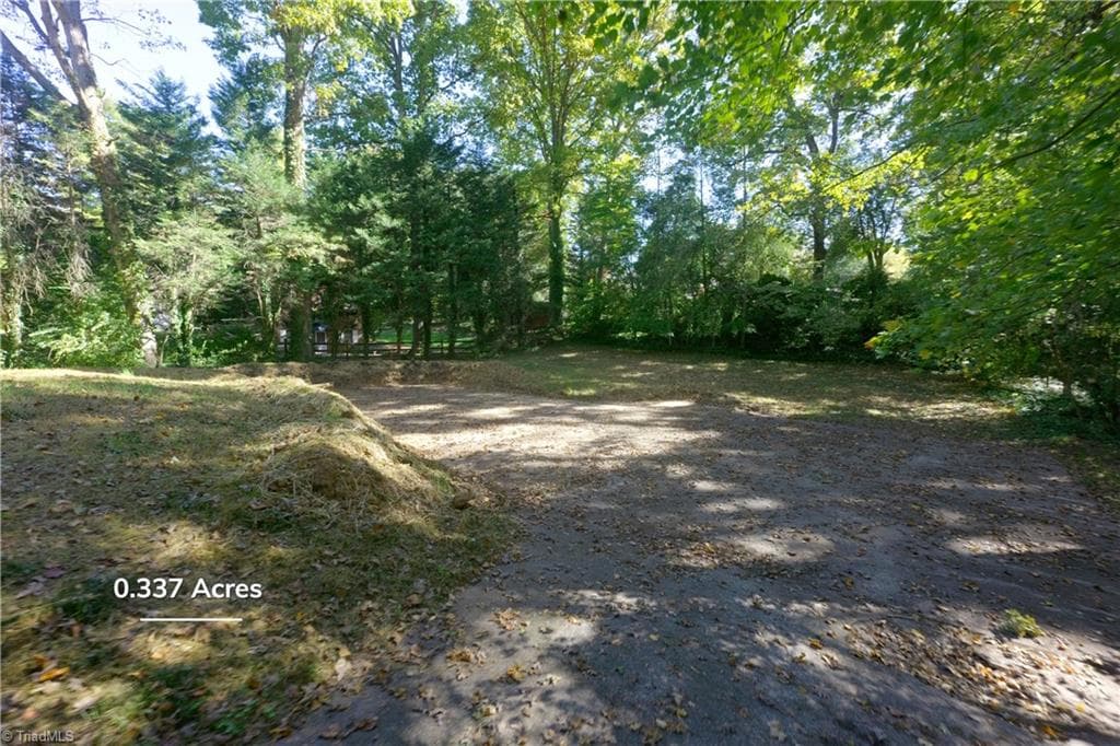 Single Family Residence at 1039 Huntingdon Road, Winston-Salem NC 27104, Winston-Salem, photo 69 of 96