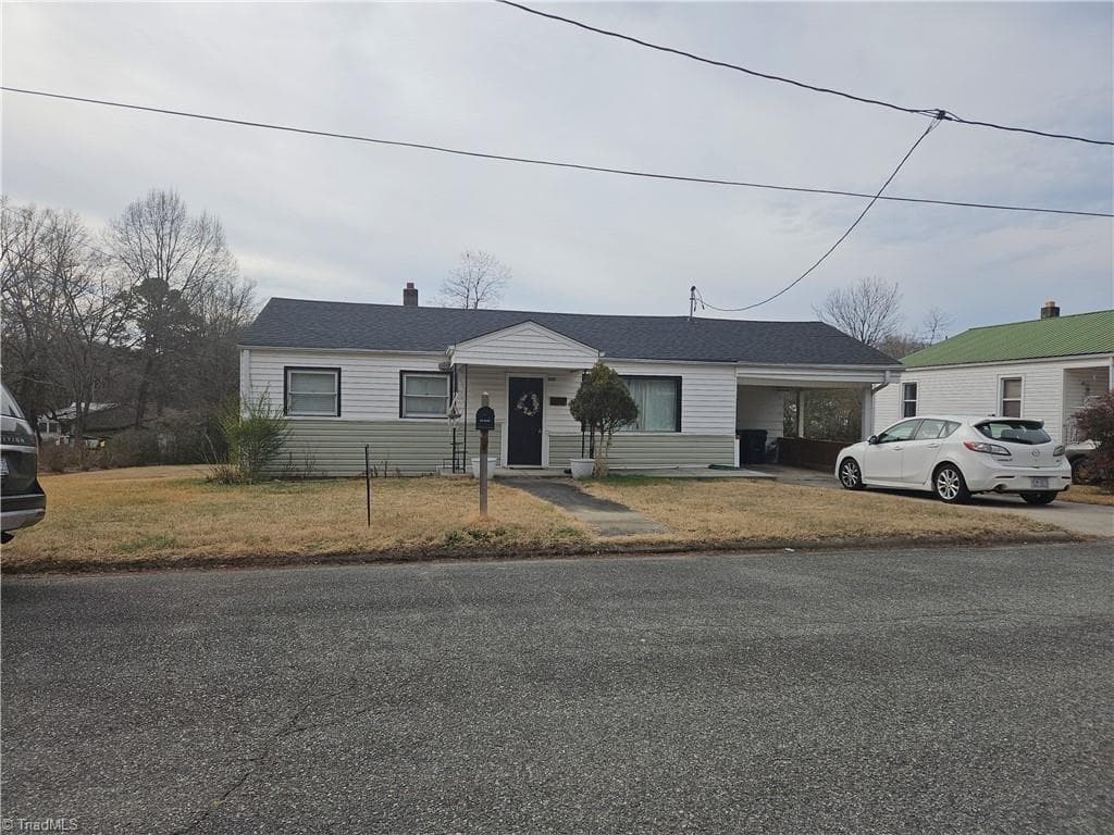 Stick/Site Built at 307 Washburn Street, Lexington NC 27292, Lexington, photo 3 of 19