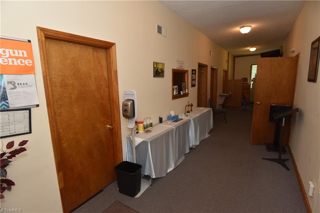 Remarks at 1355 Peachtree Street, Winston-Salem NC 27107, Winston-Salem, photo 23 of 58