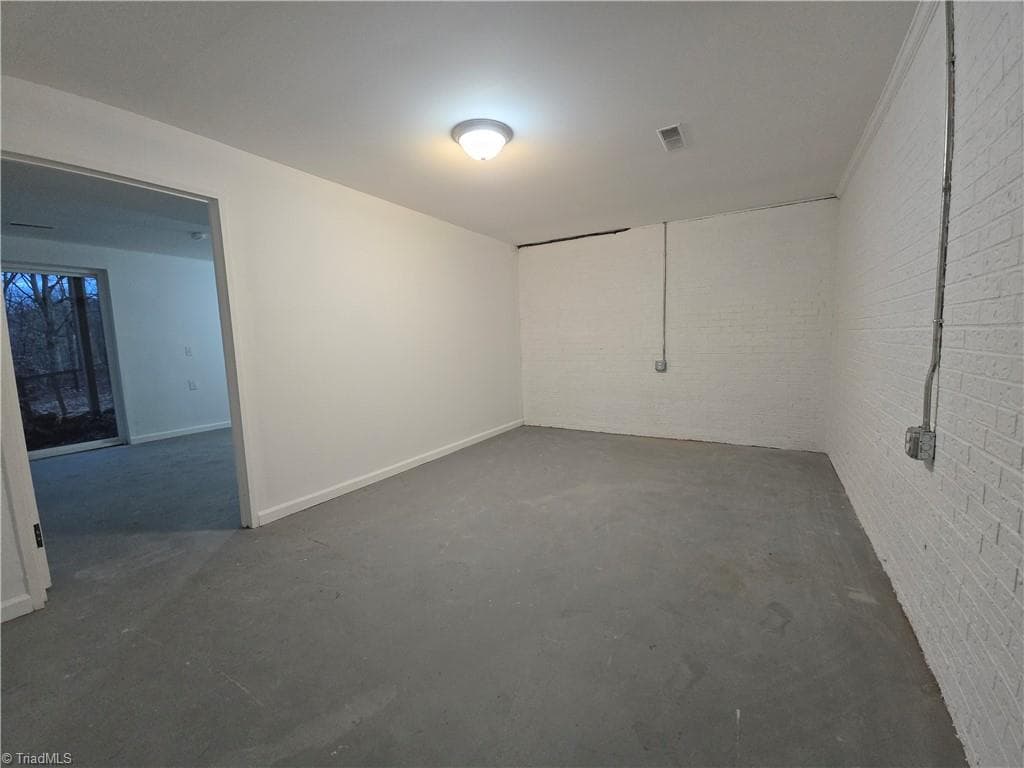 Stick/Site Built at 310 Foxcroft Drive, Winston-Salem NC 27103, Winston-Salem, photo 15 of 16