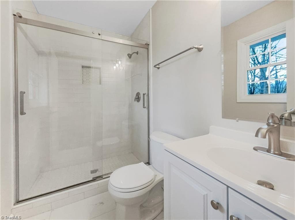 Stick/Site Built at 310 Foxcroft Drive, Winston-Salem NC 27103, Winston-Salem, photo 11 of 16