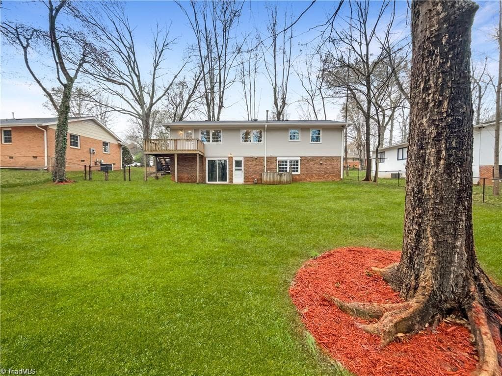 Stick/Site Built at 310 Foxcroft Drive, Winston-Salem NC 27103, Winston-Salem, photo 4 of 16