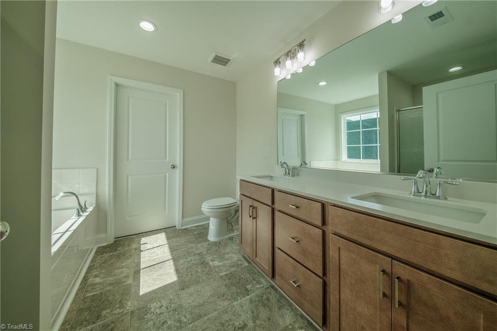 Stick/Site Built at 1324 Dandridge Drive, Kernersville NC 27284, photo 27 of 36
