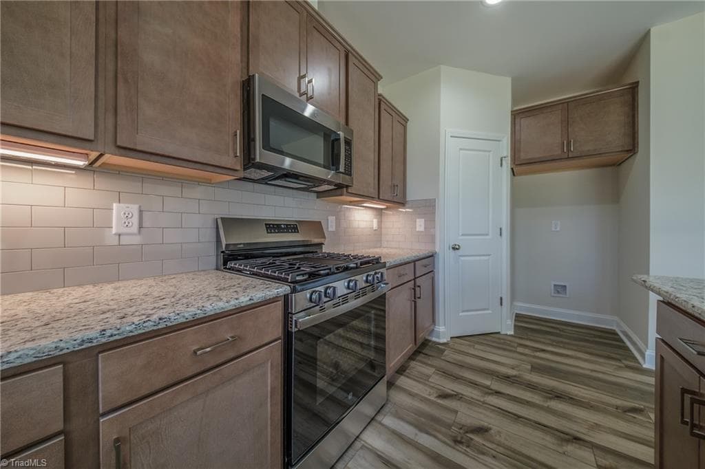 Stick/Site Built at 1324 Dandridge Drive, Kernersville NC 27284, photo 10 of 36