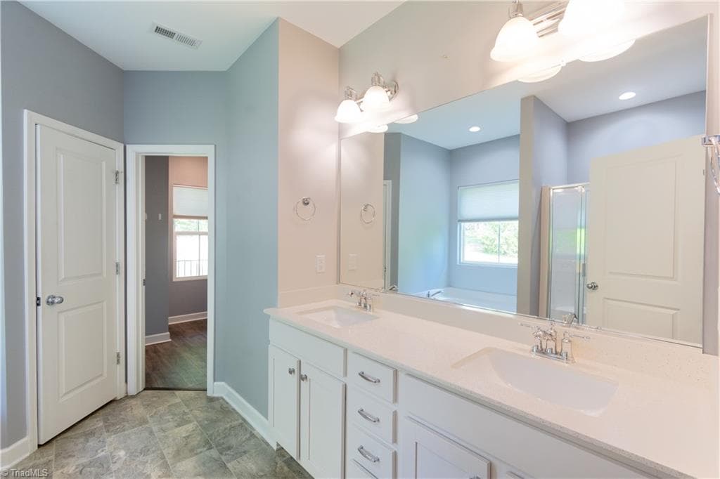 Stick/Site Built at 1728 Valley Brook Court, Clemmons NC 27012, photo 18 of 50