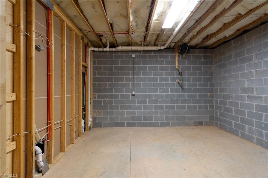 Stick/Site Built at 1728 Valley Brook Court, Clemmons NC 27012, photo 35 of 50