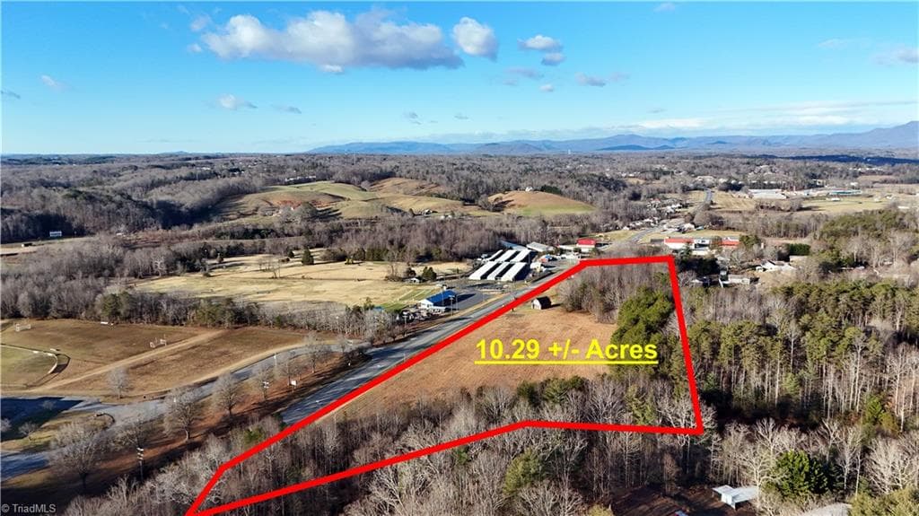 10.29 +/- acres W Pine Street, Mount Airy NC 27030