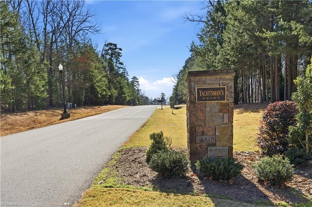 188 Starboard Reach, Lexington NC 27292