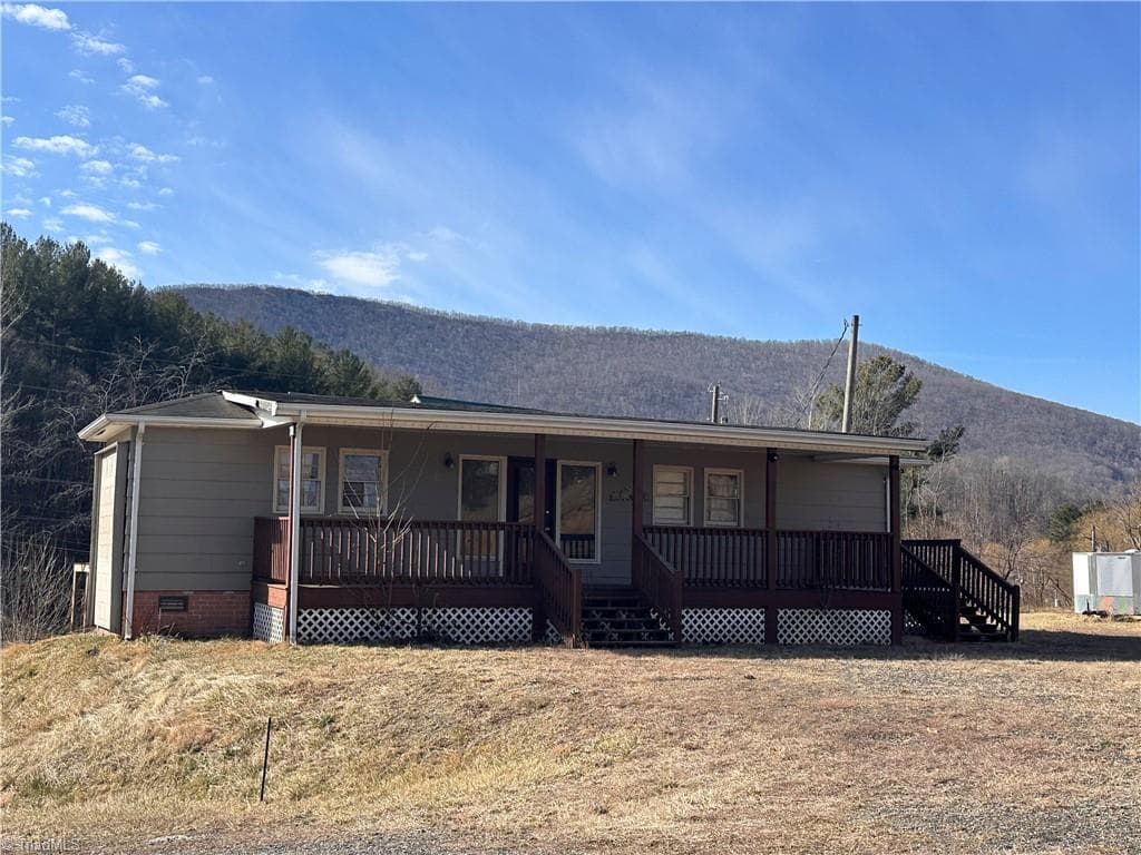 Investment at 120 Pennwill Parkway, West Jefferson NC 28694, photo 3 of 11
