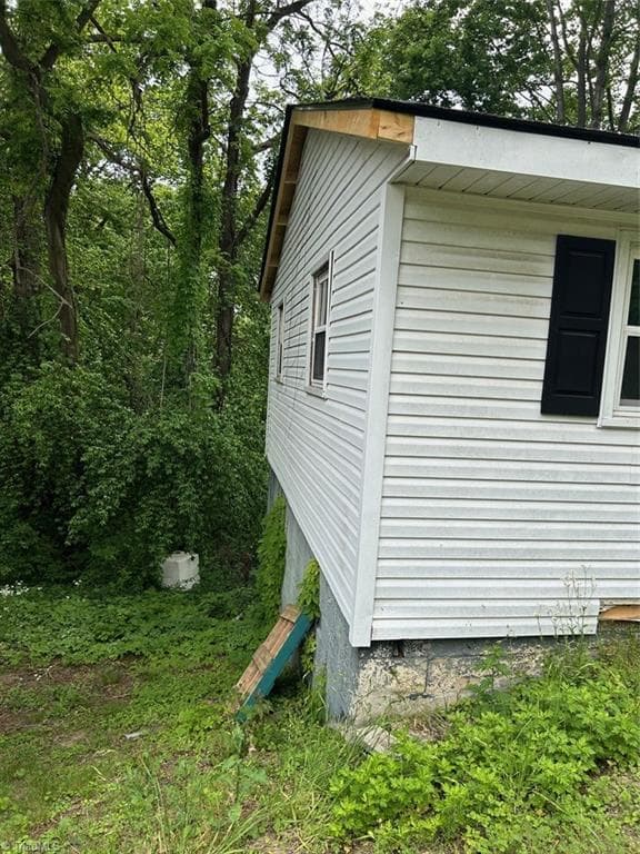 Stick/Site Built at 619 Lincoln Street, Reidsville NC 27320, Reidsville, photo 3 of 14