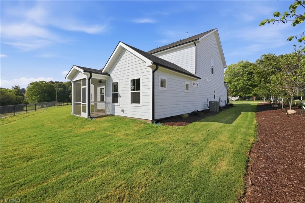 Stick/Site Built at 4260 Motisheri Cove, High Point NC 27265, photo 25 of 49