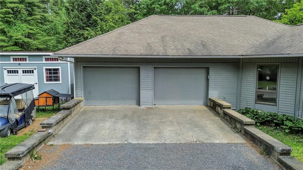 Stick/Site Built at 931,935 Don Bare Road, Jefferson NC 28640, photo 33 of 49