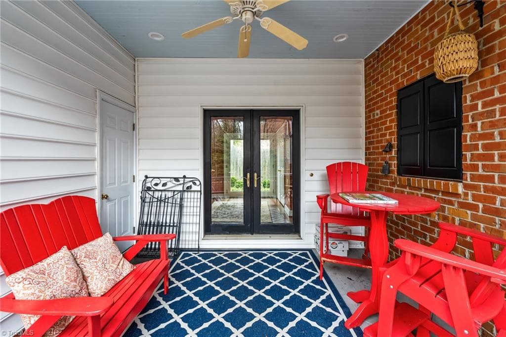 Stick/Site Built at 900 W Lexington Avenue, High Point NC 27262, photo 6 of 49