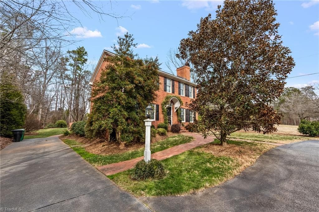 Stick/Site Built at 900 W Lexington Avenue, High Point NC 27262, photo 8 of 49