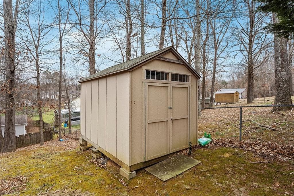 Stick/Site Built at 113 Falling Creek Drive, Thomasville NC 27360, photo 24 of 31