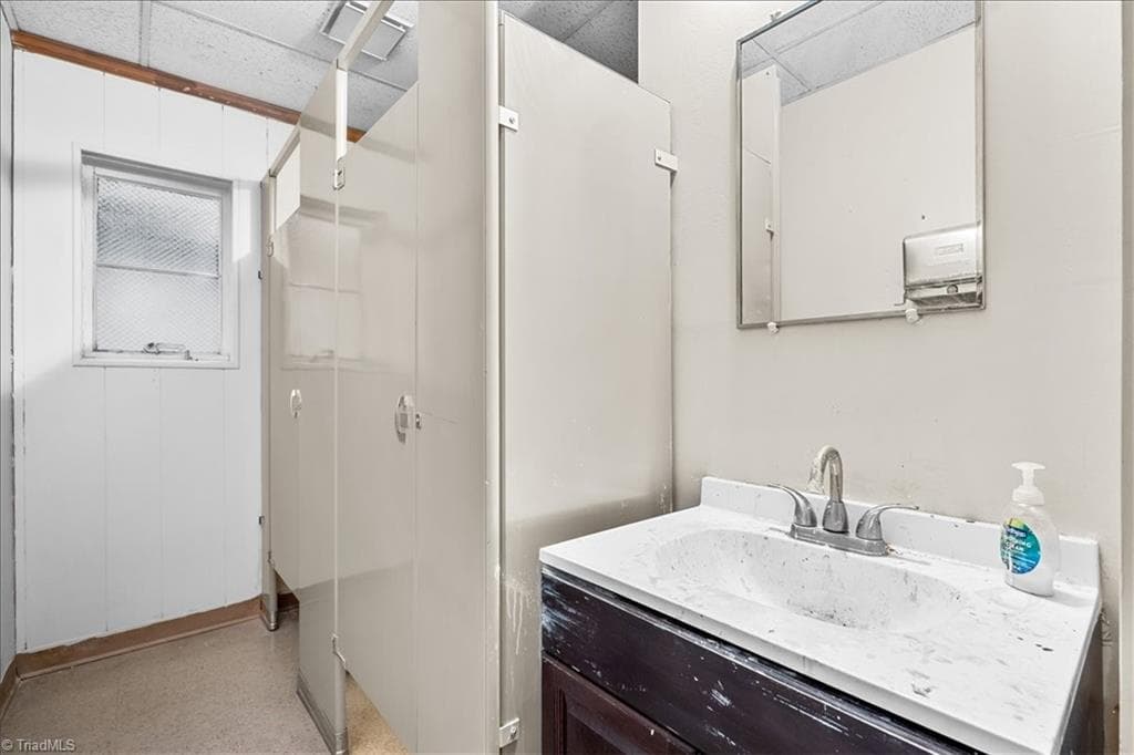 Office at 608 Summit Avenue, Greensboro NC 27405, Greensboro, photo 27 of 40