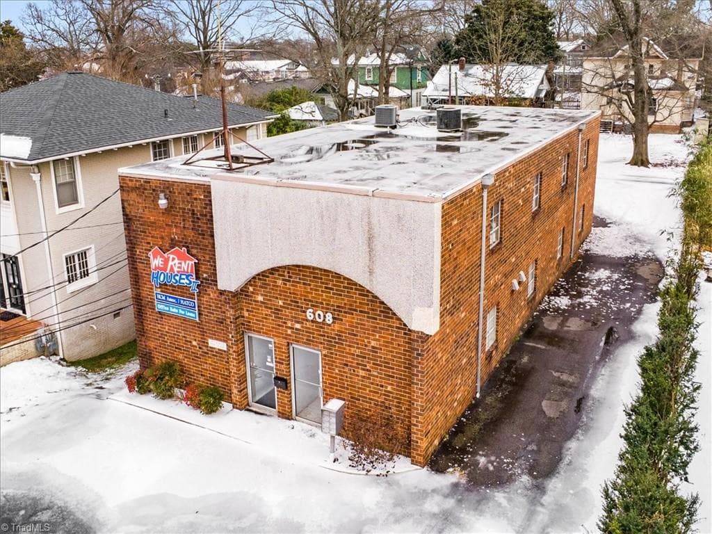 Office at 608 Summit Avenue, Greensboro NC 27405, Greensboro, photo 37 of 40