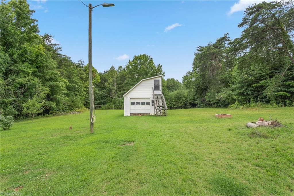 Stick/Site Built at 1920 Ashley Loop, Reidsville NC 27320, photo 27 of 33