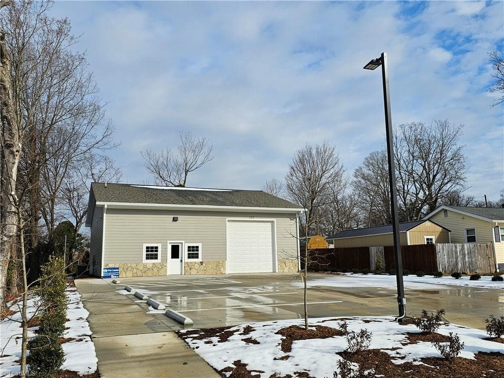 112 E gilbreath Street, Graham NC 27253