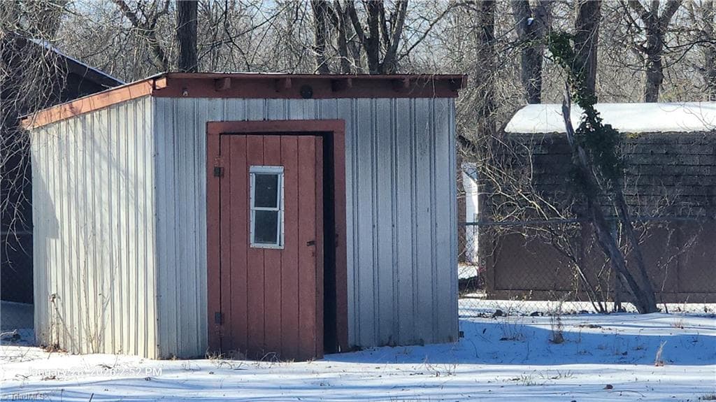 Stick/Site Built at 343 Pervie Bolick Street, Eden NC 27288, photo 44 of 48