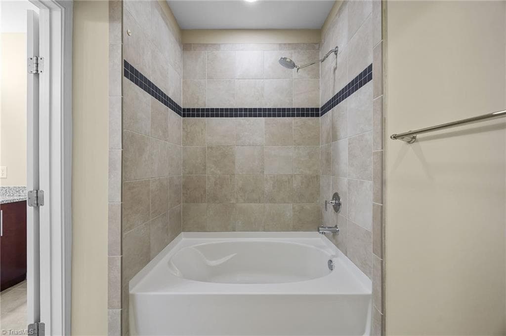 Stick/Site Built at 201 N Elm Street # 301, Greensboro NC 27401, photo 14 of 27