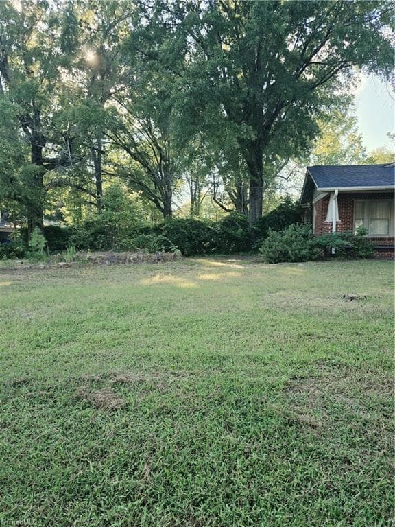 Stick/Site Built at 106 Brinkley Place, High Point NC 27265, photo 5 of 50