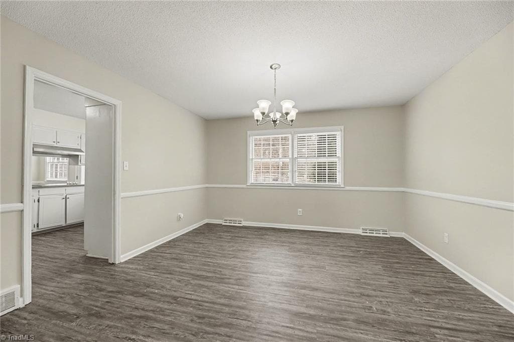 Stick/Site Built at 1408 Sweetbriar Court, High Point NC 27262, photo 7 of 28