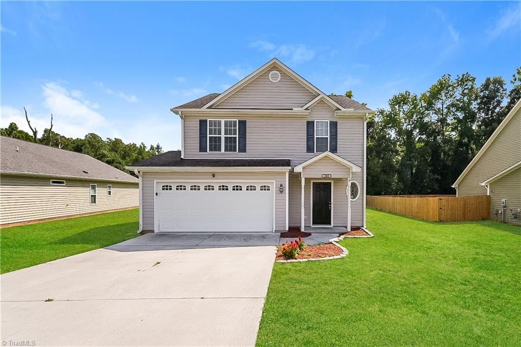 Stick/Site Built at 2080 Dresden Drive, Burlington NC 27217, Burlington, photo 2 of 15