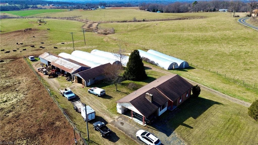 Stick/Site Built at 8621 Austin Traphill Road, Traphill NC 28685, photo 14 of 39