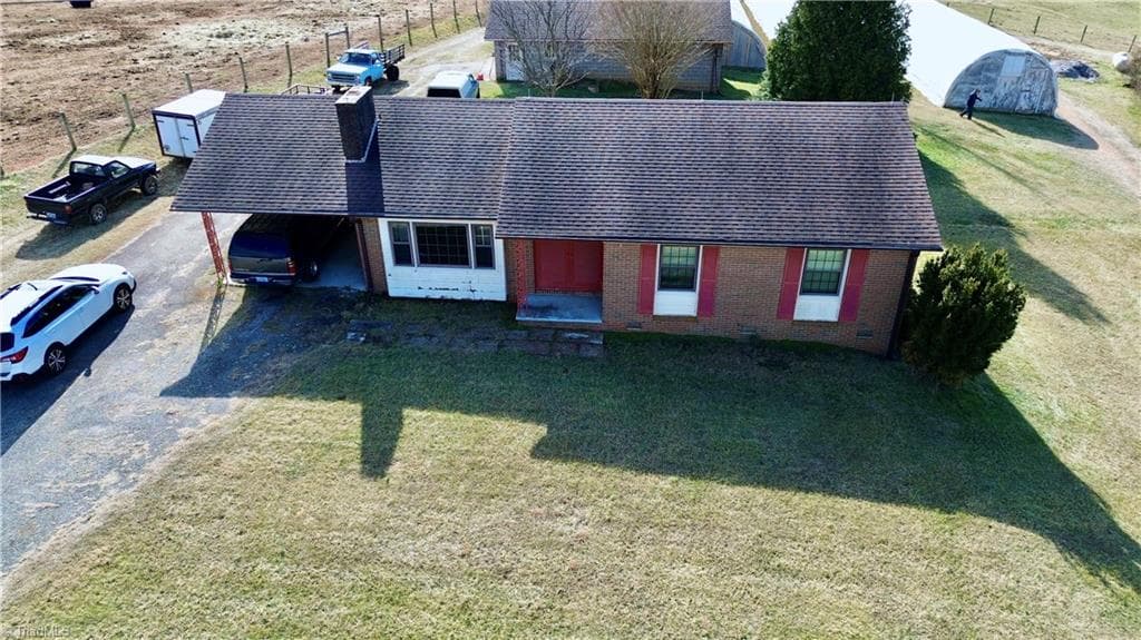 Stick/Site Built at 8621 Austin Traphill Road, Traphill NC 28685, photo 4 of 39