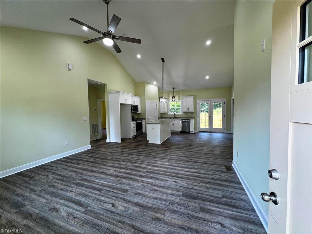 Stick/Site Built at 613 Kendall Street, Eden NC 27288, photo 3 of 18