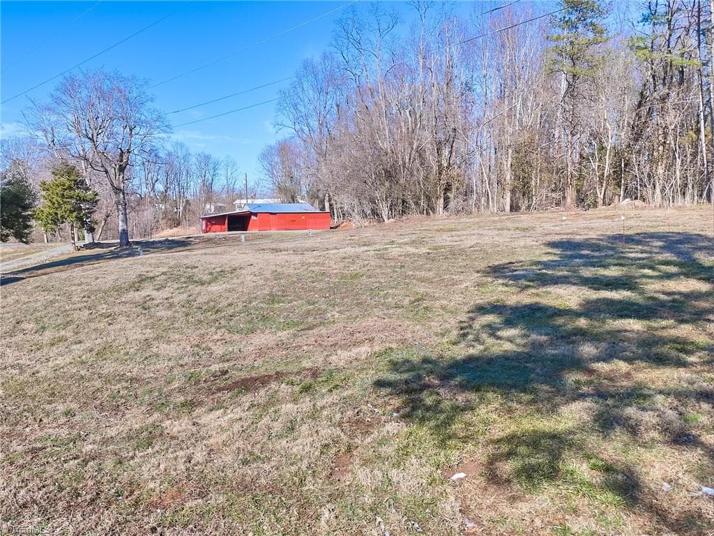 Single Family Residence at 5671 Walnut Cove Road, Walkertown NC 27051, photo 8 of 11