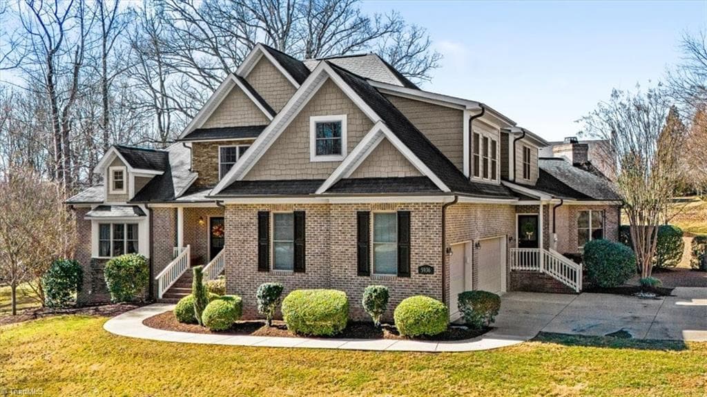 Stick/Site Built at 5936 Tarleton Drive, Oak Ridge NC 27310, Oak Ridge, photo 3 of 100