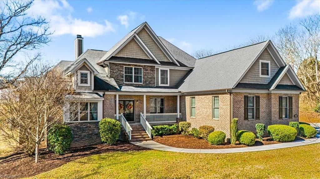 Stick/Site Built at 5936 Tarleton Drive, Oak Ridge NC 27310, Oak Ridge, photo 5 of 100