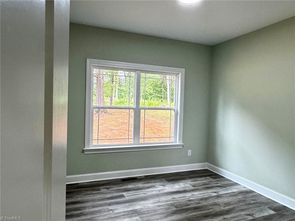 Stick/Site Built at 611 Kendall Street, Eden NC 27288, photo 14 of 21