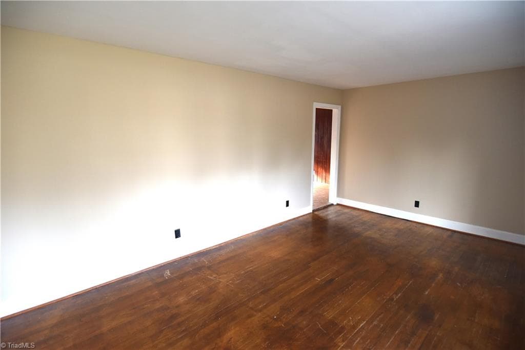 Stick/Site Built at 3808 Cash Drive, Winston-Salem NC 27107, Winston-Salem, photo 5 of 21
