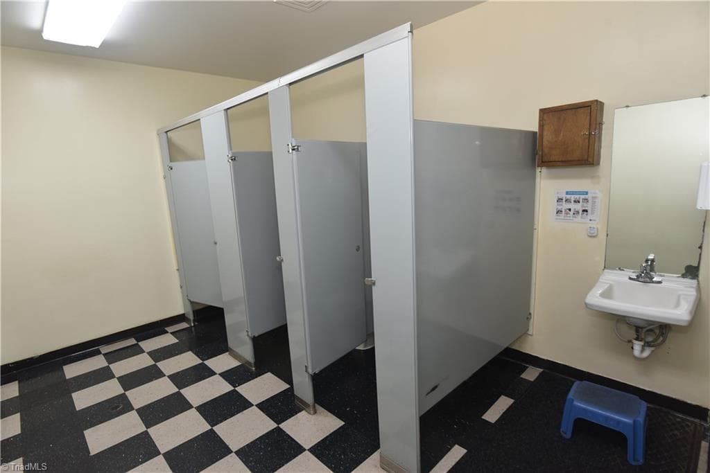 Remarks at 1330 Waughtown Street, Winston-Salem NC 27107, Winston-Salem, photo 63 of 84