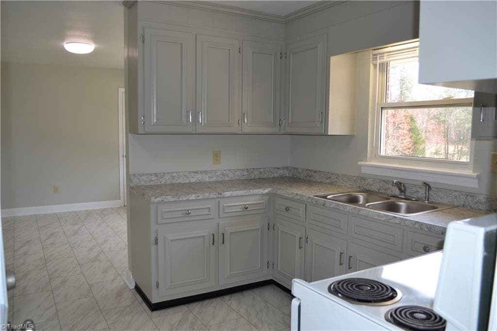 Stick/Site Built at 674 Priddy Loop, Stoneville NC 27048, photo 21 of 33