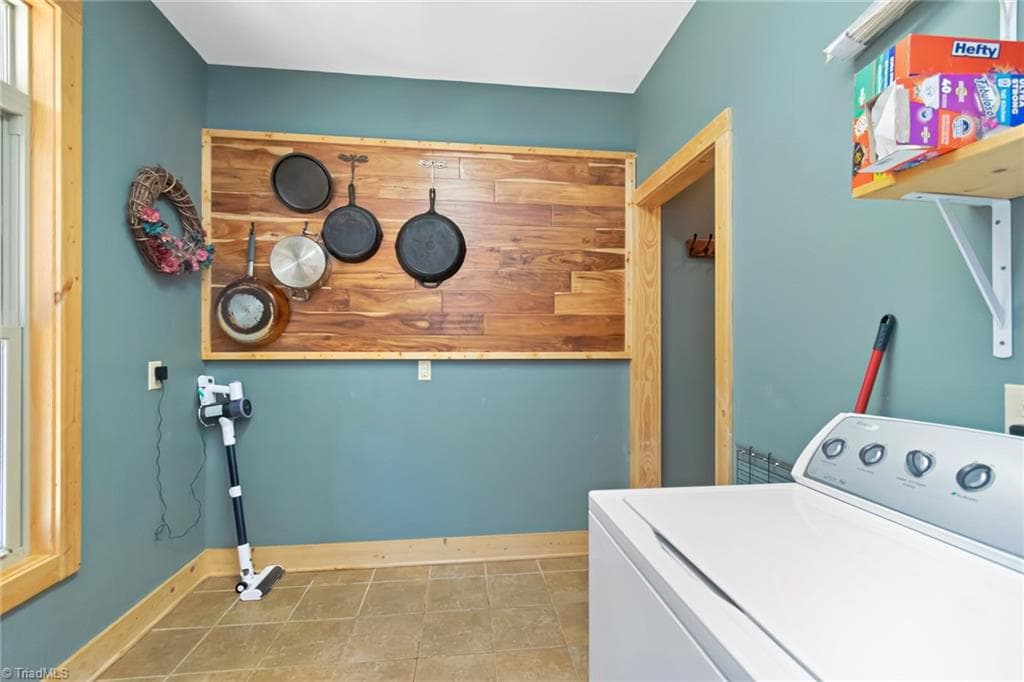 Stick/Site Built at 658 Green Point Lane, Boomer NC 28606, photo 16 of 50