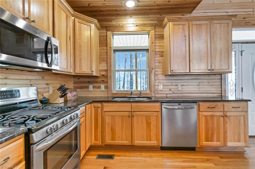 Stick/Site Built at 658 Green Point Lane, Boomer NC 28606, photo 14 of 50