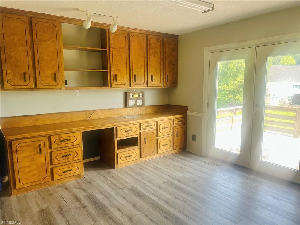 Stick/Site Built at 417 Fulton Avenue, Mount Airy NC 27030, photo 12 of 44