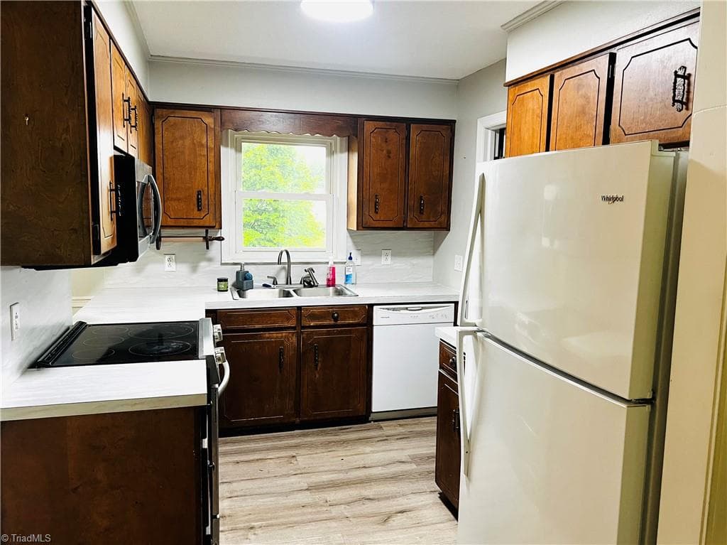 Stick/Site Built at 417 Fulton Avenue, Mount Airy NC 27030, photo 15 of 44