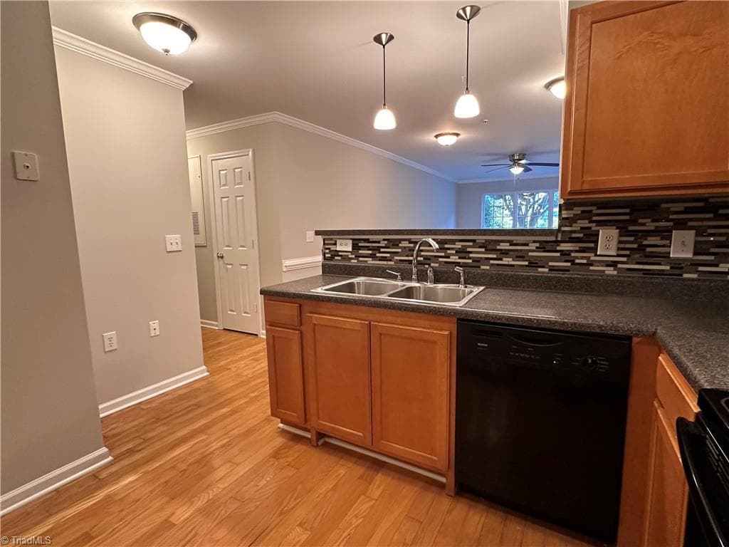 Stick/Site Built at 5236 Hilltop Road # 108, Jamestown NC 27282, Jamestown, photo 10 of 32