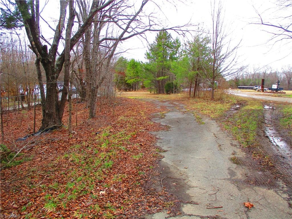 1809 Alamance Church Road, Greensboro NC 27406