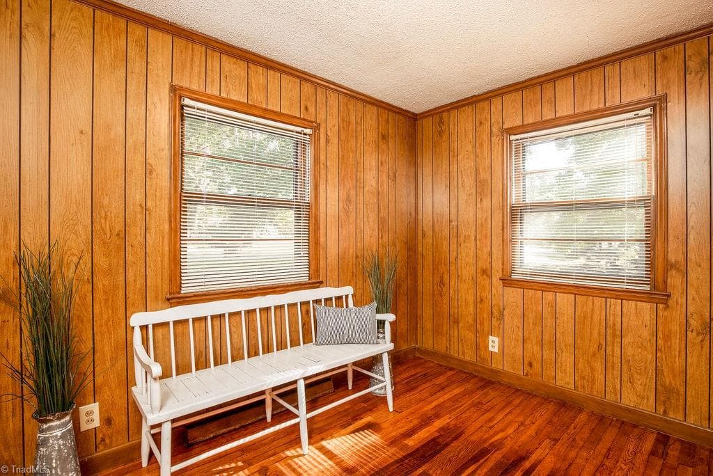 Stick/Site Built at 1616 Lucas Avenue, Greensboro NC 27405, photo 4 of 21