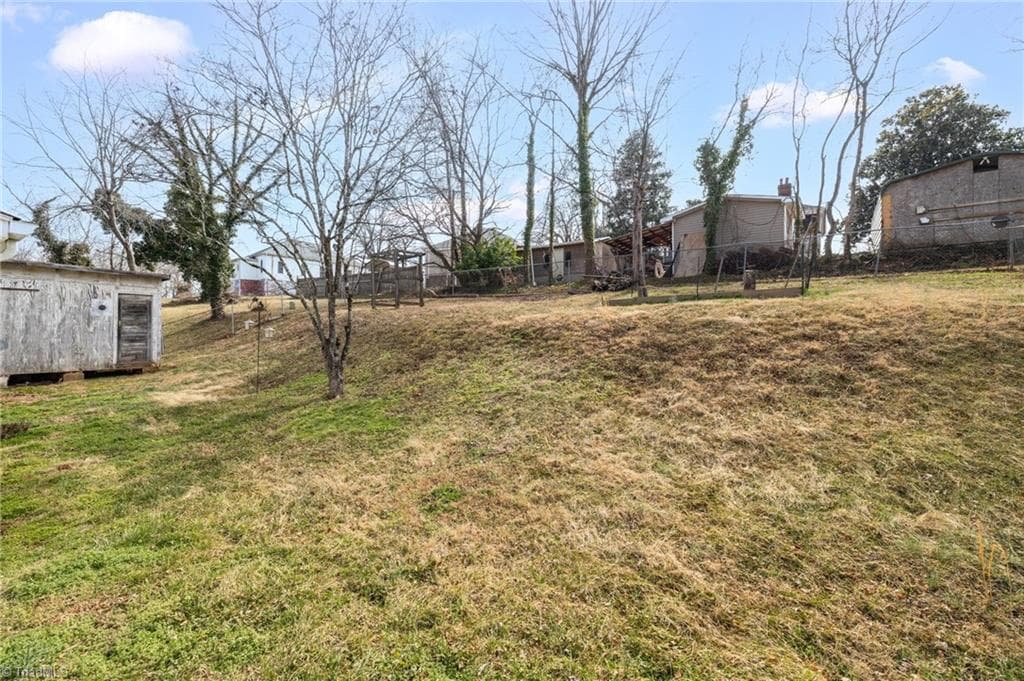 Stick/Site Built at 904 Branch Street, Eden NC 27288, Eden, photo 27 of 30